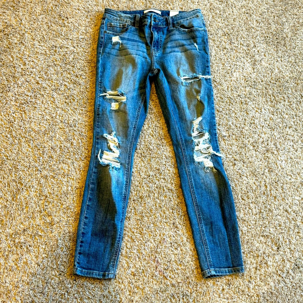 Eunina Jude Mid Rise Distressed Skinny Jeans - size 9